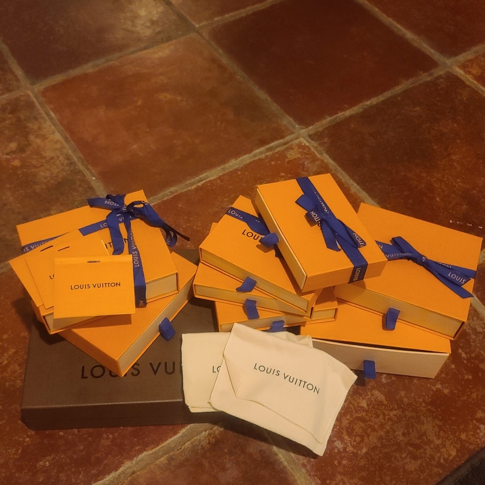 🌟 Louis vuitton boxes
